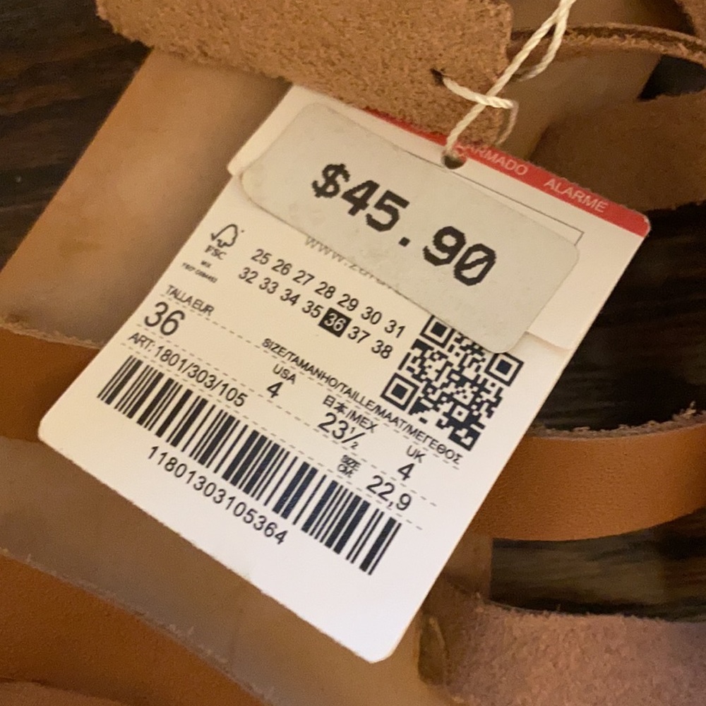 Zara girls sandals - Picture 2 of 5